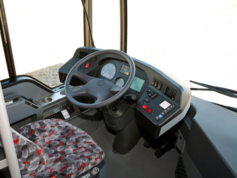 Панель приборов Mercedes-Benz Citaro LE (O 530) 2007 года  (фото 20 из 23)
